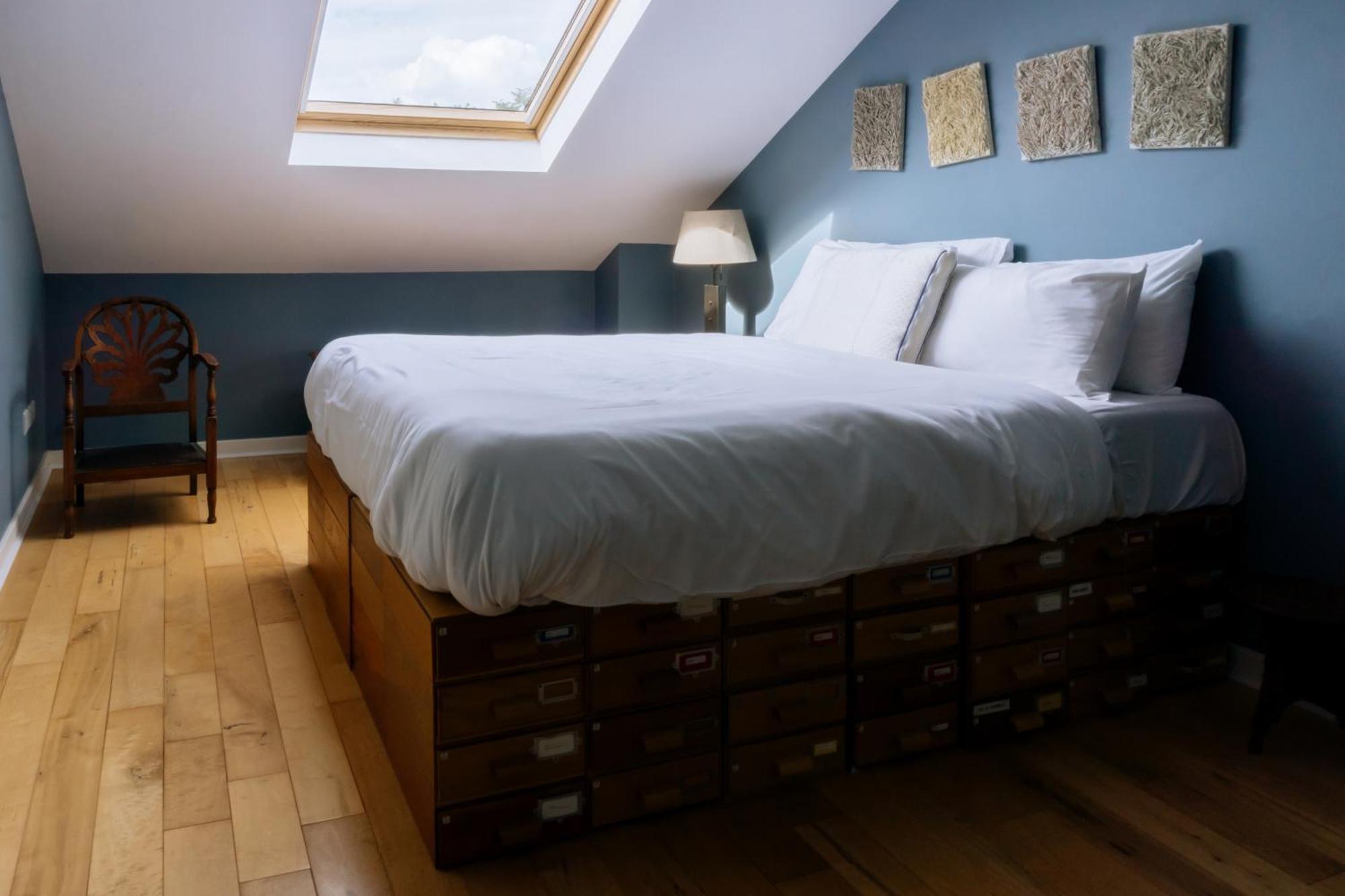 Stylish 3 Bedroom Apartment Near Hollyrood Park Единбург Екстериор снимка