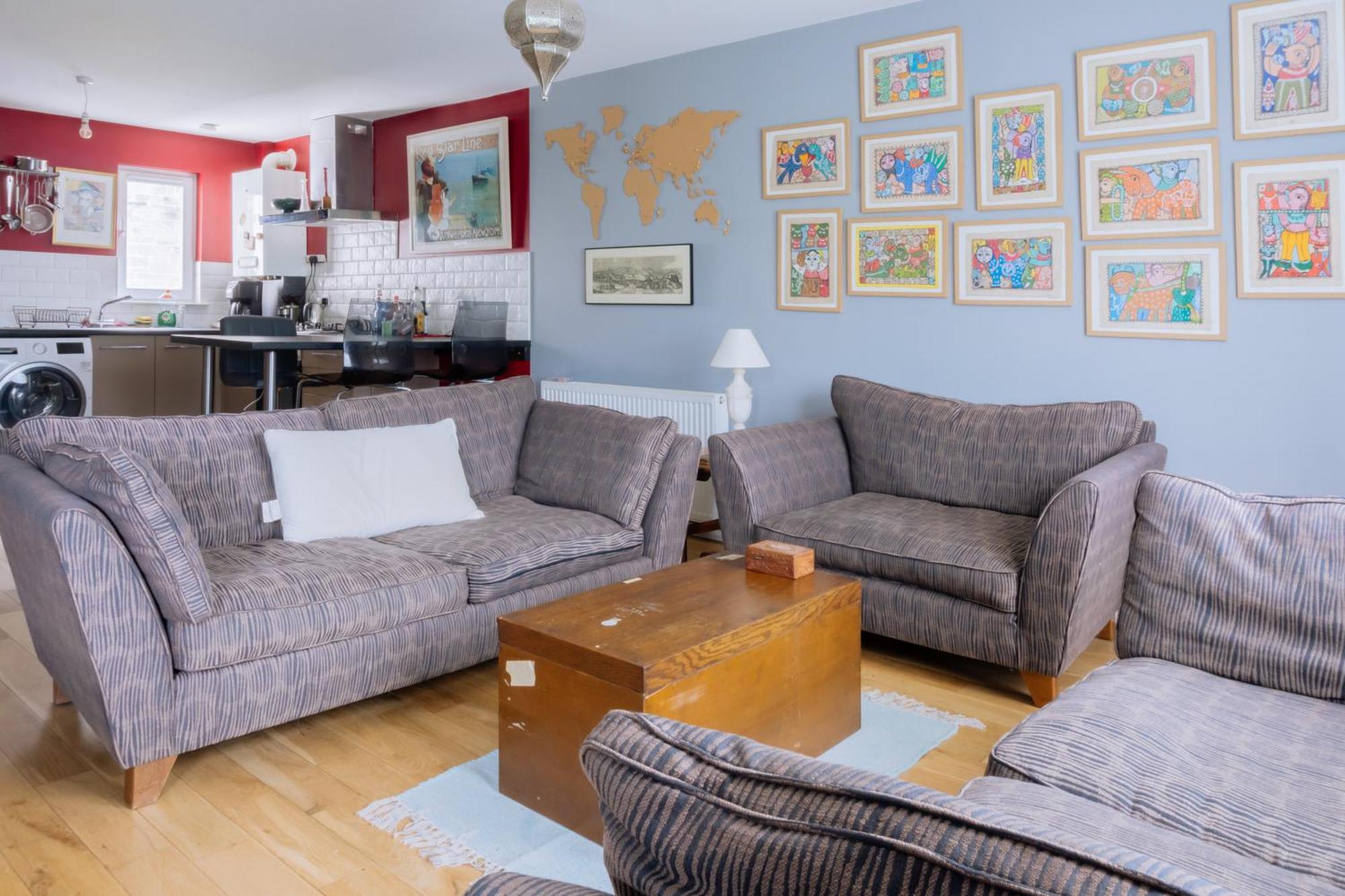 Stylish 3 Bedroom Apartment Near Hollyrood Park Единбург Екстериор снимка